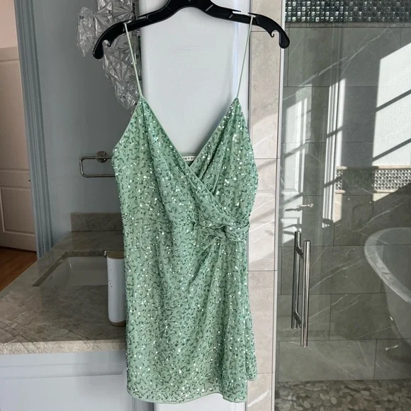 ALICE + OLIVIA CELESTINE EMBROIDERED WRAP DRAPED MINI DRESS - Picture 7 of 15